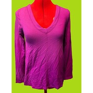 Lilly Pulitzer Women’s Luxletic Longsleeve Purple Tee Size XXS With Tags